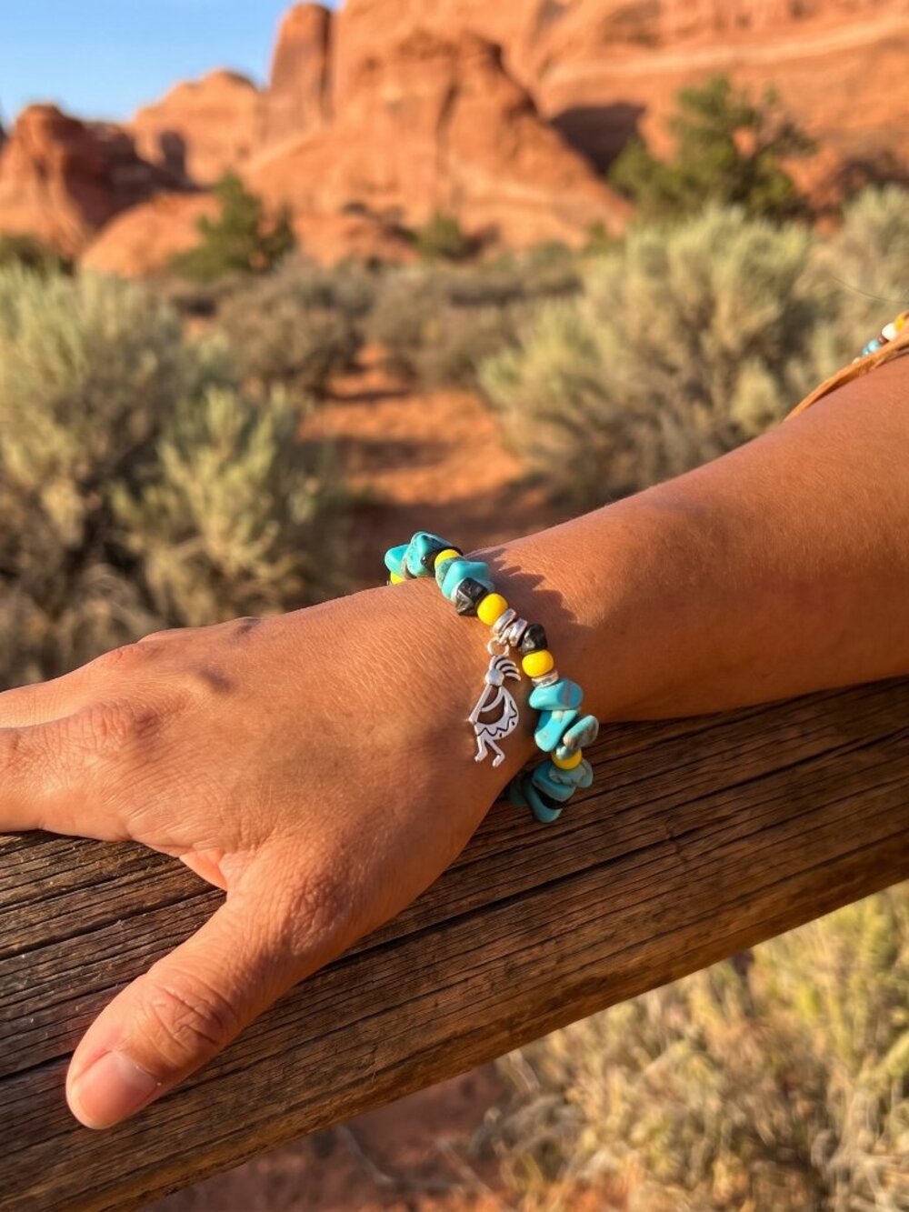 Boho Turquoise Chip Stretch Bracelet with Kokopelli Charm 🌵✨